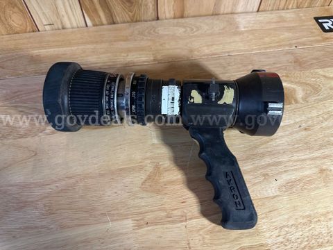 Akron Brass 2.5" Combination Fire Nozzle -WILL SHIP