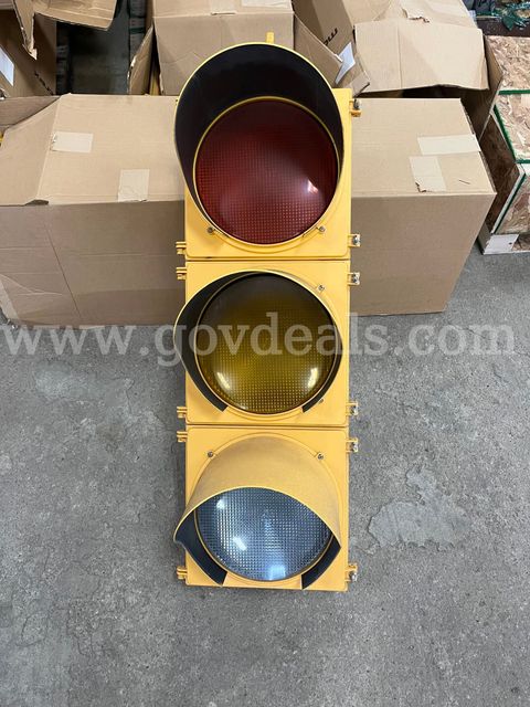 Eagle Heavy Duty Poly 3-Section Signal Head (ID #1)
