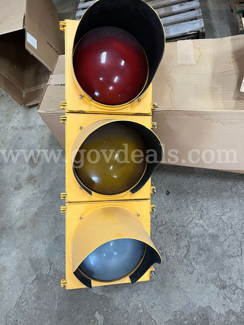 Eagle Heavy Duty Poly 3-Section Signal Head (ID #5)