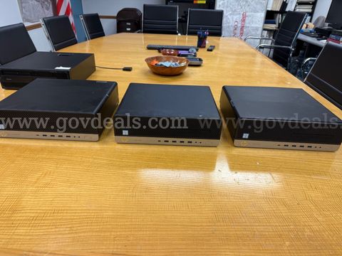 COMPUTERS: Dell/HP PC's (11)