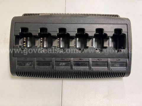 Motorola NNTN7064B IMPRES Multi-Radio Charger - NNTN7064 for APX radios