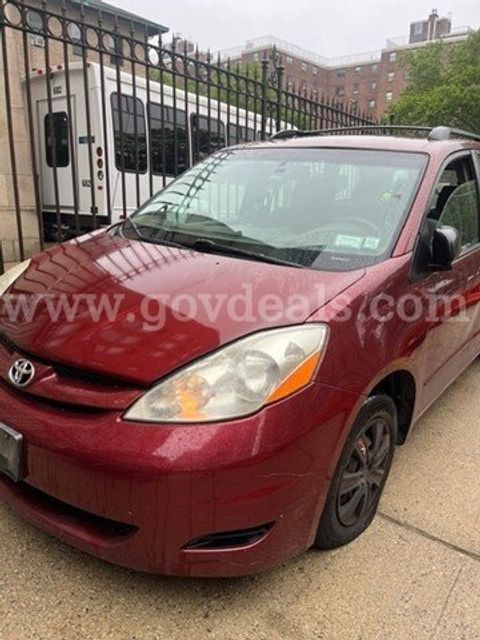2009 Toyota Sienna