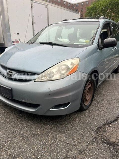 2008 Toyota Sienna