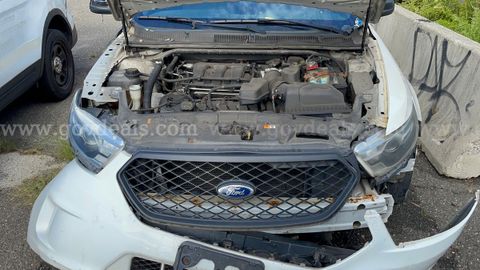 2014 Ford Taurus