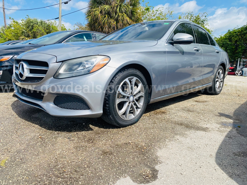 2016 Mercedes-Benz C-Class C 350e Luxury