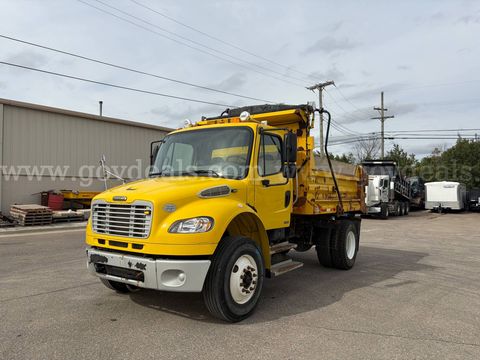 2009 Freightliner M2 106 4x2 S/A Dump Truck