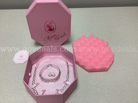 Swarovski Ariana Grande Collection set Featuring a tennis necklace, bracelet, and stud earrings