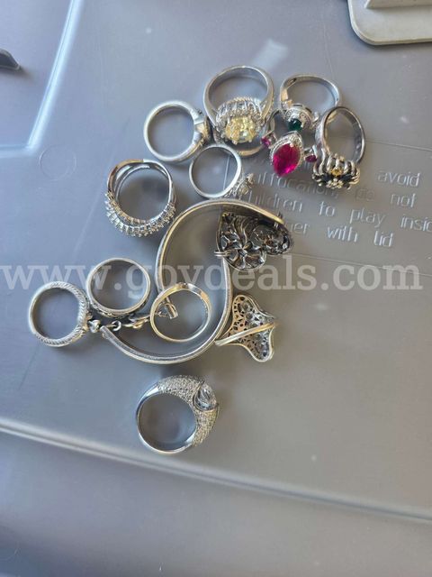 assorted jewelry
