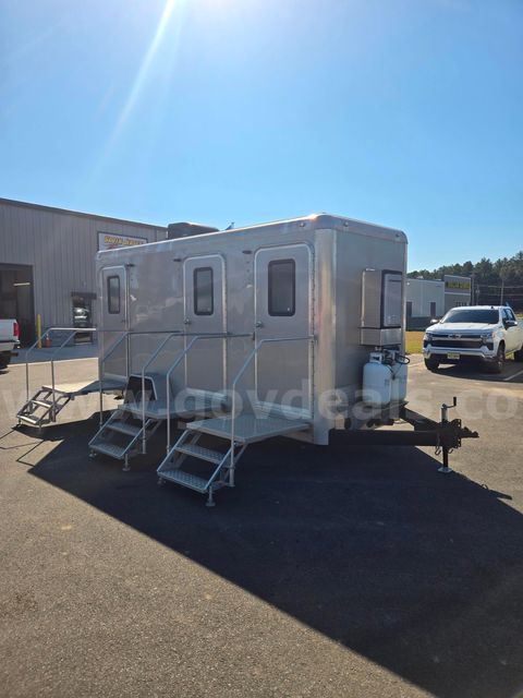 2020 forest River bathroom trailer