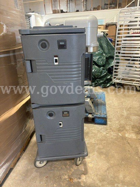 Cambro 2 Unit Heated Transport Hot Boxes