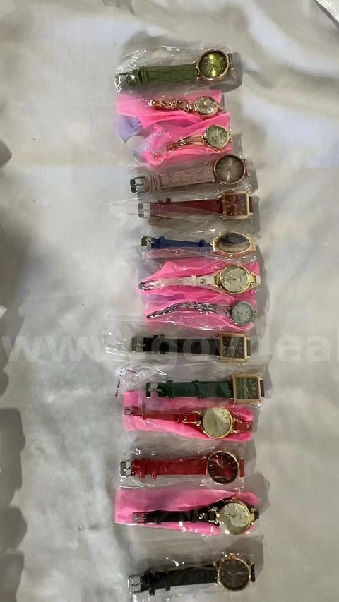 SHIPPING AVAILABLE 14pcs Assorted Women Quartz Wrist Watch Lot Square Round Oval Leather Metal Band Dress Ladies(W1-012)