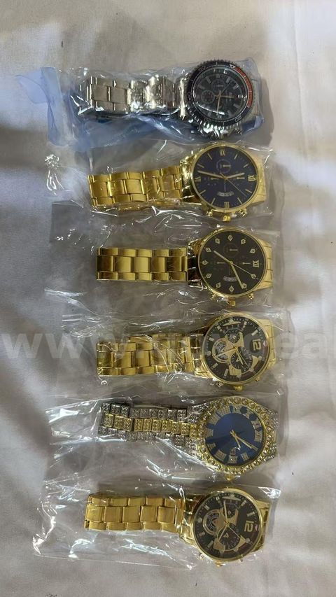 SHIPPING AVAILABLE 6pcs Men Gold Tone Steel Band Mixed Style Quartz Watch Fashion Decor Multi Sub-Dial Wrist(W1-032)