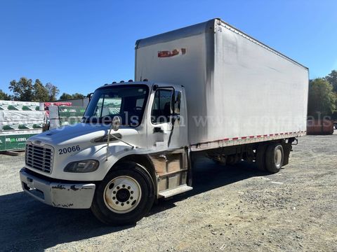2015 Freightliner M2 106 S/A Box Truck