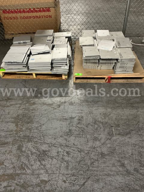 2 pallets of hp elite books approximately 245 units (NO HARD DRIVES INCLUDED)(PICKUP ONLY)