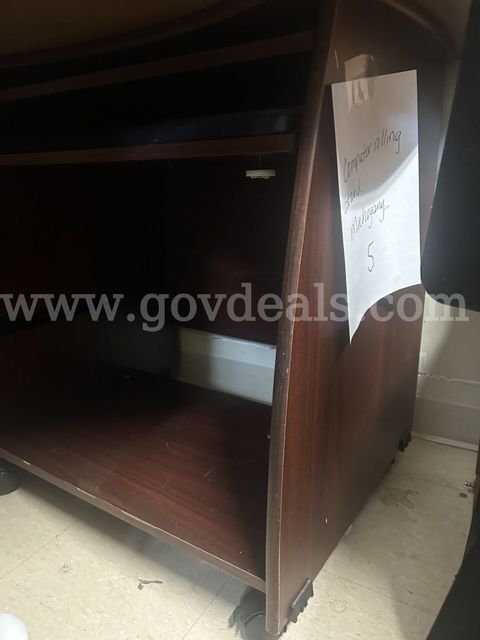Rolling computer stand