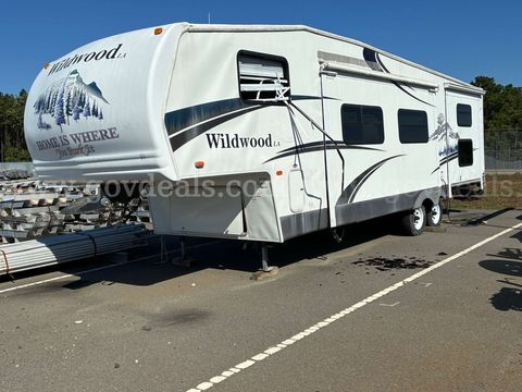 2007 Forest River Wildwood 5th Wheel RV