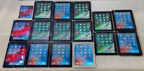 Lot of (16) Apple iPads – Mixed Models & Generations – Reset & Activated