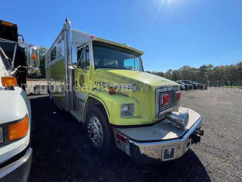 1998 Freightliner FL80 Rescue Truck – 7.2L Diesel – 14,287 Miles / 1,896 Hours Description