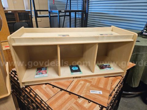 Kaplan Toddler Pull-up Storage Cubby