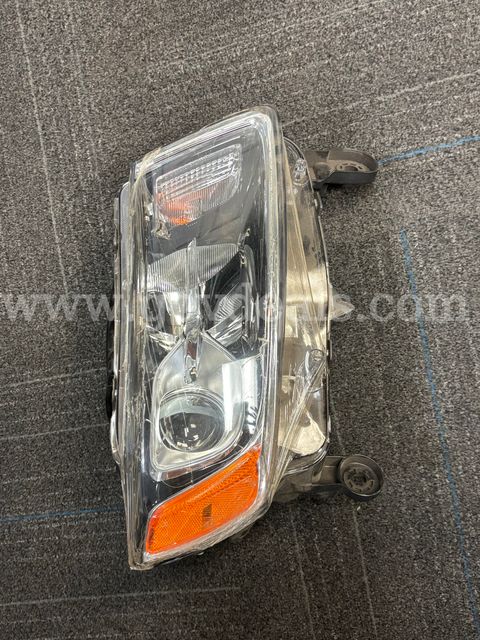 Grand Cherokee Passenger Headlight