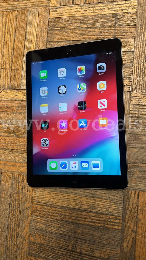 A lot of 20 iPad Air 1 model A1474 32GB Tested