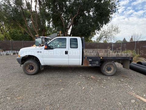 2004 Ford F-350 SD 4X4 FLATBED XL SuperCab Long Bed 4WD