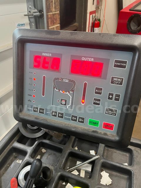 Atlas Equipment WB-41 Computer Wheel Balancer