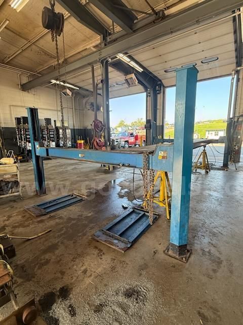 Rotary Vehicle lift