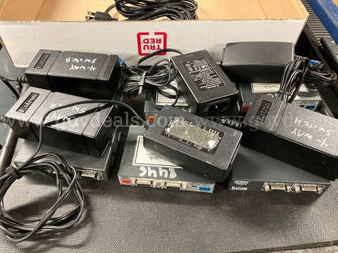 Lot of Extron VersaTools VGA Switchers & Distribution Amplifiers (P/2 DA2xi / VSW 2VGA A)
