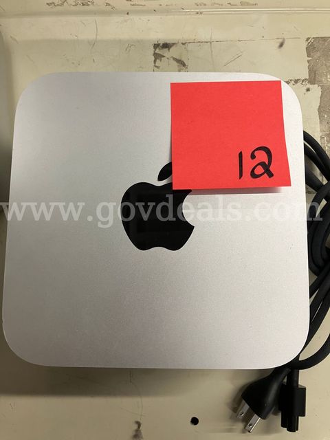 Apple Mac Studio (2022) Model A2615