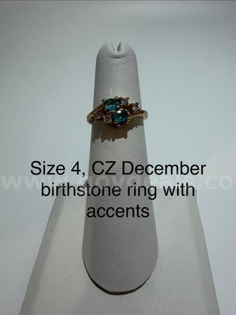 Ladies, Size 4, Beautiful, Real 24k Gold Filled, December Birthstone CZ Ring W/Accents