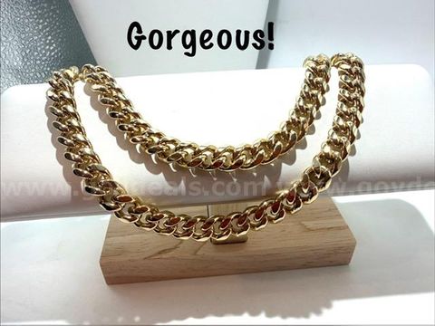 Magnificient, 24 Inch, Heavy, 24kt Gold Filled, Cuban Link Chain Necklace