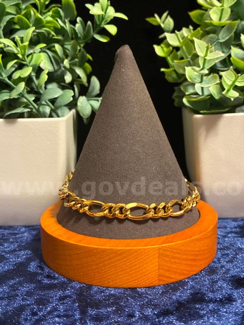 Gorgeous, 8 Inch, Twisted Figaro Bracelet, Real 24k Gold Filled.