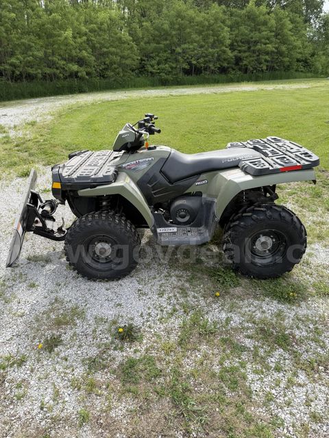 2007 Polaris Sportsman 500 with Snowplow