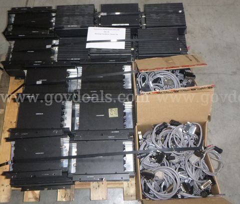 Futurecom mobexcom dvr uhf (33 total) with cables