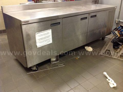 Delfield 8ft 3dr Reach-In cooler with food prep area