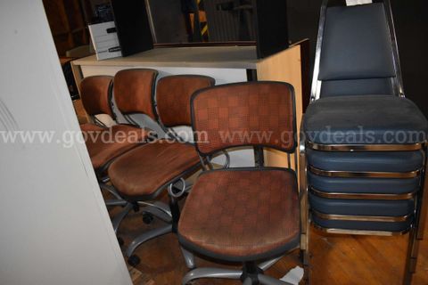 Chairs W/Wheels X4
