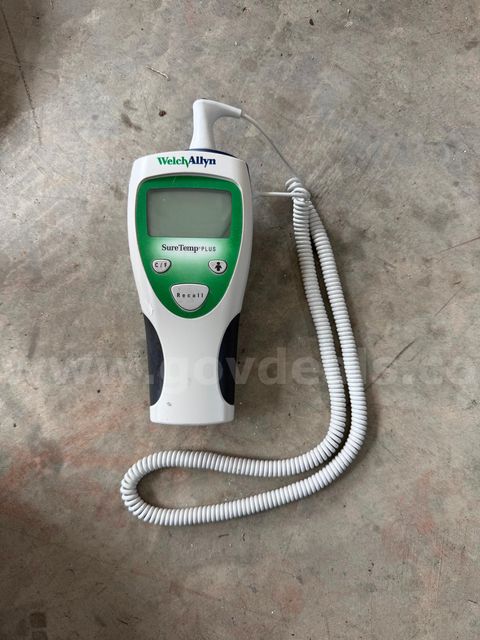 Welch Allyn 692 SureTemp Plus Thermometer with Oral Probe & Cover - shipping only