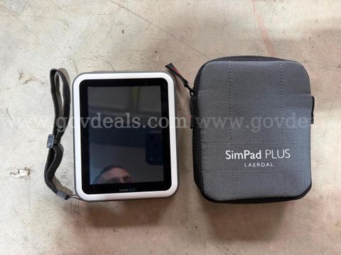 Laerdal SimPad PLUS Patient Simulator Controller Unit 204-30150 + Case Shipping