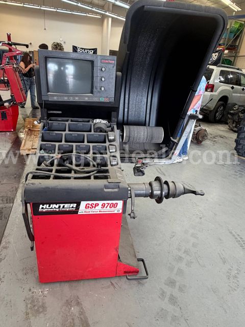 Hunter GSP 9700 Tire Balancer