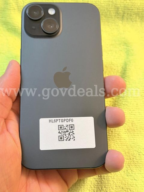 Apple iPhone 15 128GB in Black,Fully Unlocked,Excellent Condition