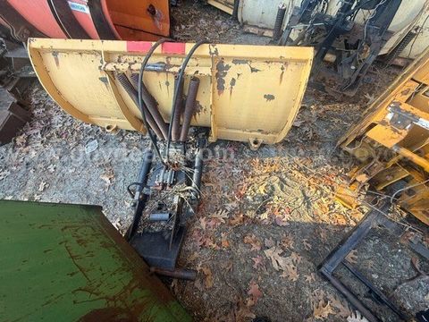 trackless plow stright