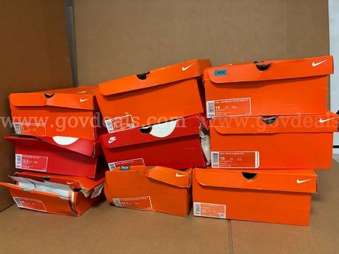 9 Pair - Nike Cleats Various Models and Sizes SHIPPING AVAILABLE