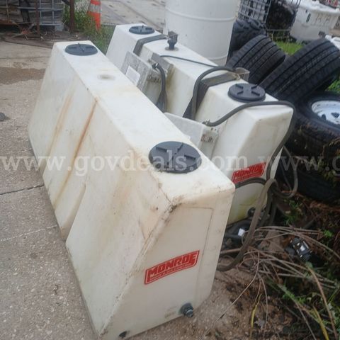 Monroe Deicer Tanks