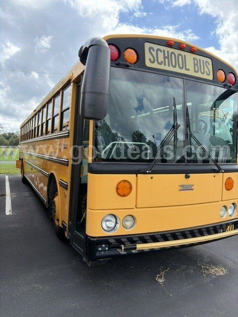 2014 Thomas Saf-T-Liner HDX