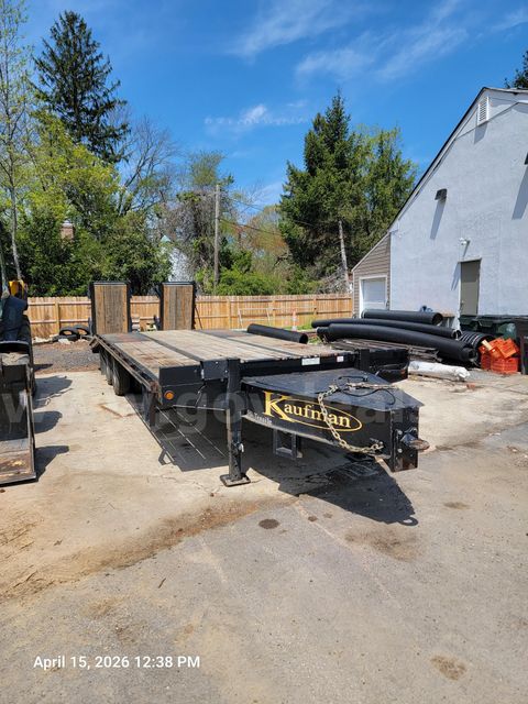 2021 Kaufman 25K Paver Flatbed Trailer