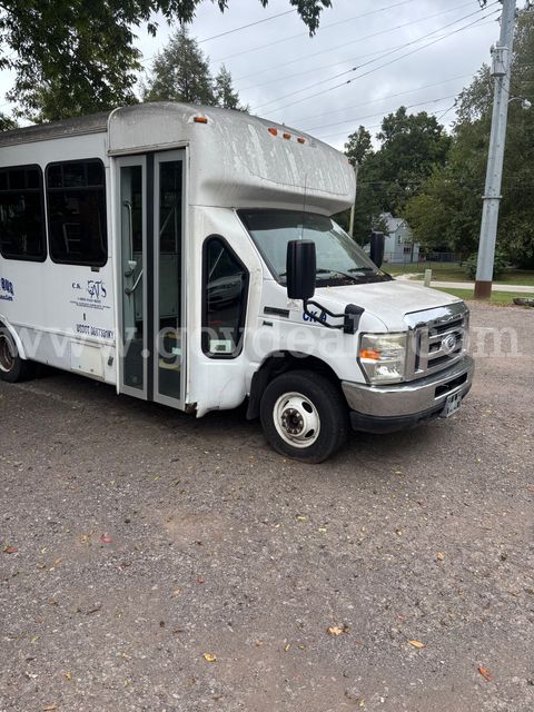 2015 Ford Econoline