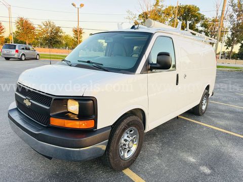 Chevrolet Express 2500 Fleet Package - Power Invertor, Pwr Windows/Doors, Shelves, AC/Heat... Clean Title, Runs Solid