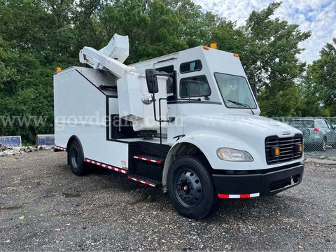 2011 Freightliner M2 106 w/ 41 ft Terex/Telelect Hi-Ranger TPL-46 Articulating & Telescopic Bucket / Box Truck