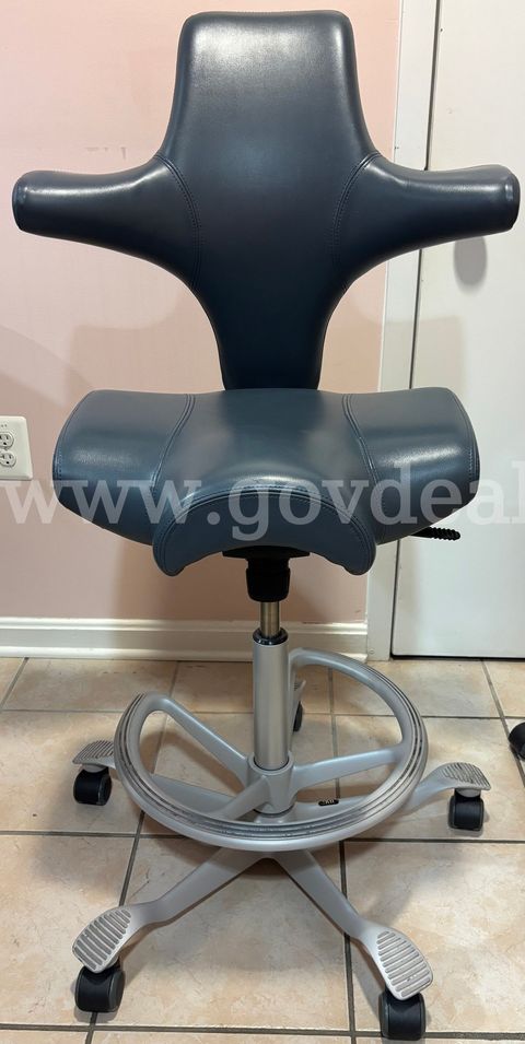 Izzy Plus Sonographer Chair